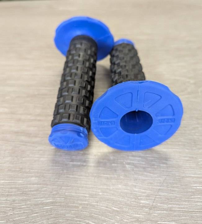 Mototec 60V plug and play throttle kits with voltage display