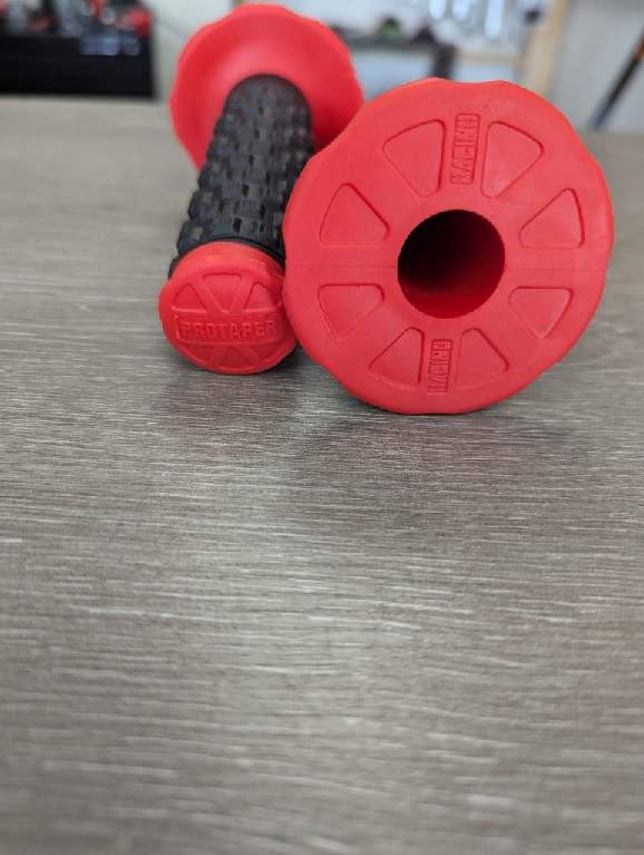 Mototec 60V plug and play throttle kits with voltage display