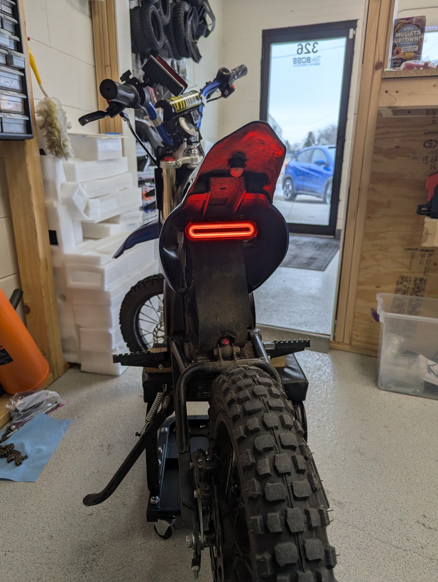 Brake light with active taillight (Mototec 48v/36v)